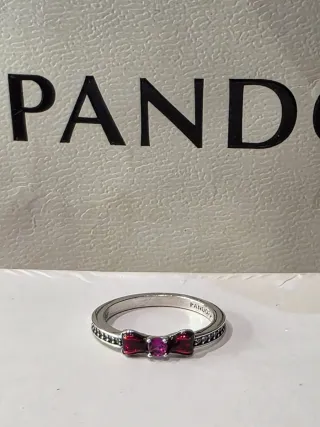 Anillo Pandora Disney Lazo Rojo y Rosa