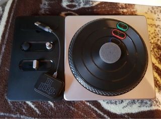DJ Hero 2 PS3 Bundle con Giradischi