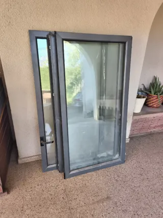 Ventanas de aluminio gris 167 x 190