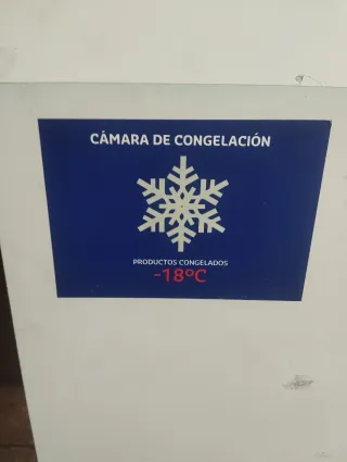 Congelador Vertical Industrial 600L