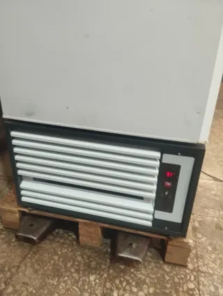Congelador Vertical Industrial 600L
