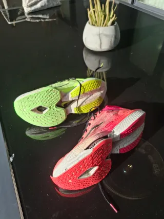 Nike Zoom Talla 44 Amarillo/Rosa