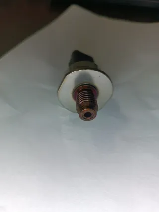 Sensor Presión Combustible.