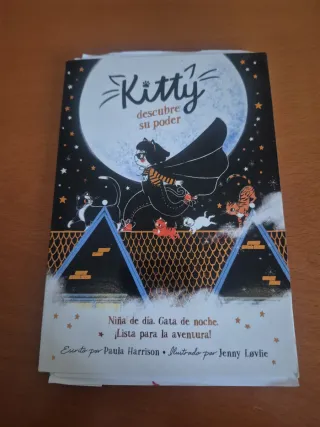 Kitty descubre su poder/ Kitty and the Moonligh...