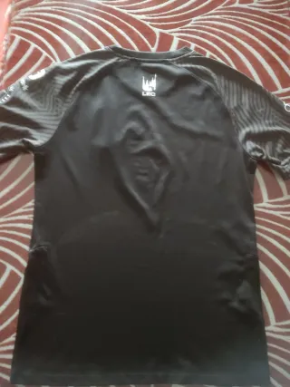 Camiseta KOI Talla S Nike Negra