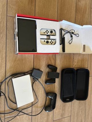 Nintendo Switch OLED Bianco/Nero