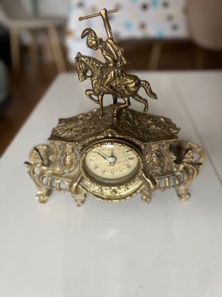 Reloj de sobremesa bronce macizo antiguo