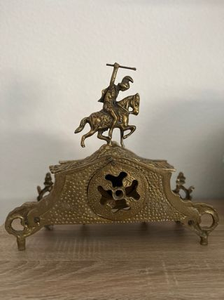 Reloj de sobremesa bronce macizo antiguo