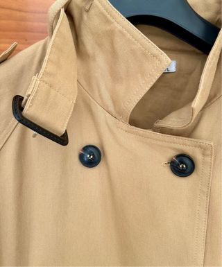 Gabardina larga beige estilo trench Talla M/L