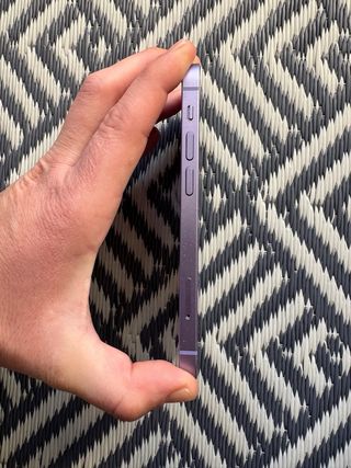 iPhone 12 mini viola