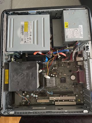 Computer Dell per parti, tranne disco rigido