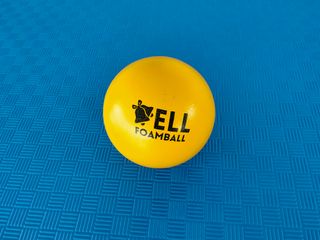 Pelota Foam con Cascabeles Amarilla