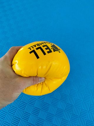 Pelota Foam con Cascabeles Amarilla