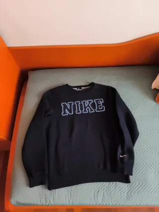 Sudadera Nike azul marino
