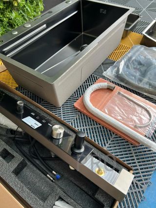 Fregadero Multifunción con Pantalla Digital y Kit de Accesorios en Acero Inoxidable