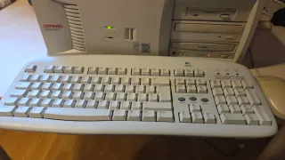 Computer Compaq Pentium II Windows 95