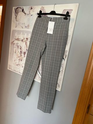 Pantalon Zara tobillero soft T.S con etiqueta