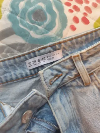 Vaqueros desgastados