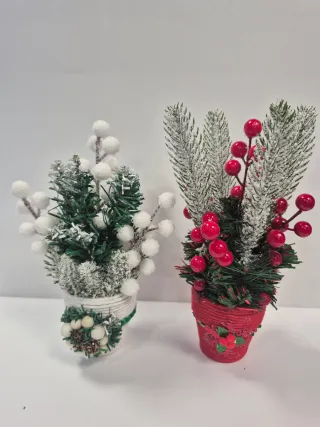 Decorazione Natalizia: Alberi con Bacche