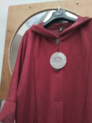 Giacca ampia con cappuccio