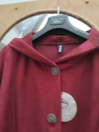 Giacca ampia con cappuccio