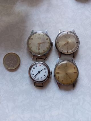 Confezione da 4 orologi meccanici vintage