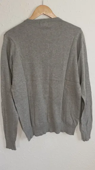 Pull & Bear Jersey Pico Gris Talla L