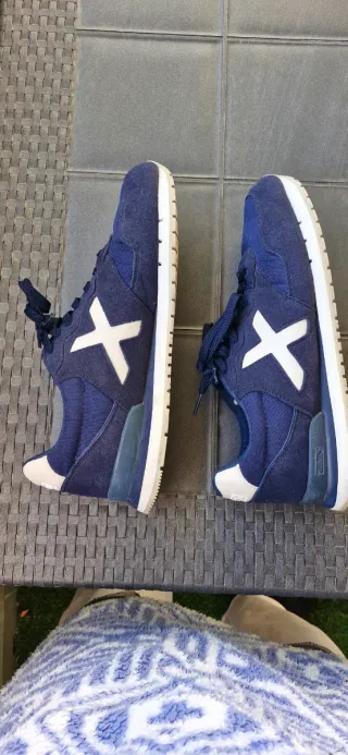 Zapatillas Munich Azul y Beige