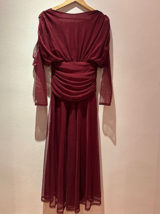 Vestido de fiesta burdeos