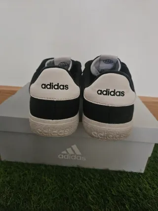 Zapatillas Adidas Vulcraid3r K Negras