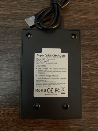 Caricabatterie per batterie AA/AAA Pujimax