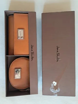 Cartera y monedero piel color camel