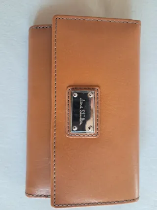 Cartera y monedero piel color camel