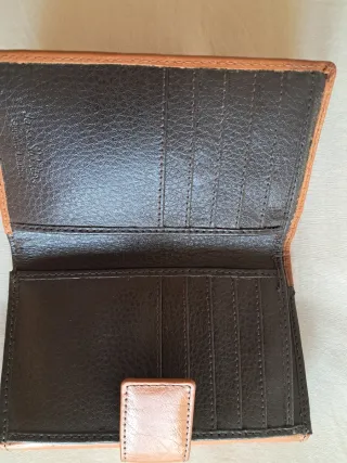 Cartera y monedero piel color camel