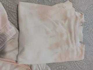 Conjunto Bershka rosa y blanco Talla XS