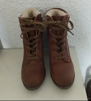 Botines de tacón marrones talla 38