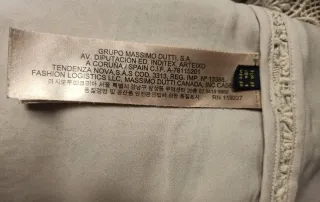 Blusa beige de encaje