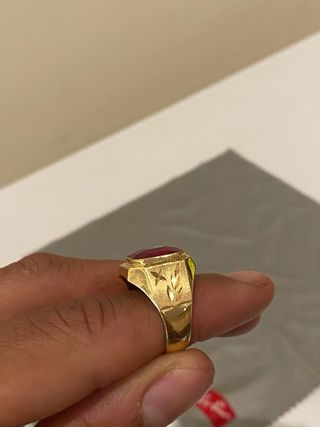 Anillo Oro 18k Sello Rojo 5 gramos