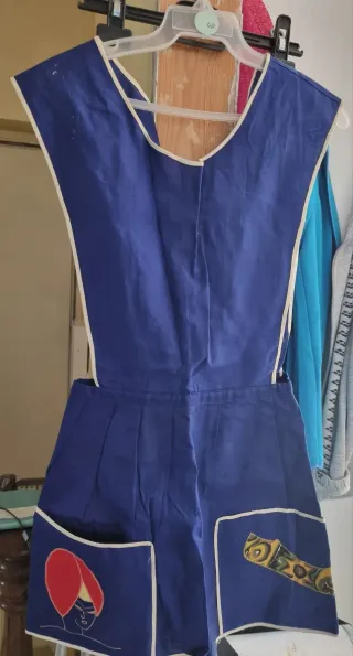 Grembiule da cucina con tasche decorate