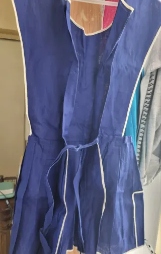 Grembiule da cucina con tasche decorate