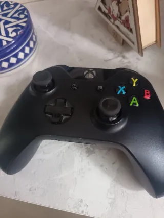 Xbox One FAT Negra + Mando