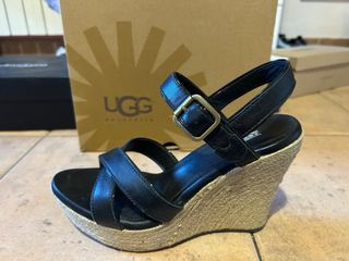 Sandalias UGG Cuña Negras