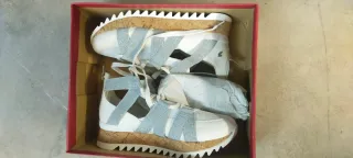 Zapatillas Mujer Plataforma Blancas y Plateadas