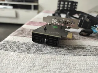 Kit multi-SSD. Scheda da PCIe a 4 SATA 3.0