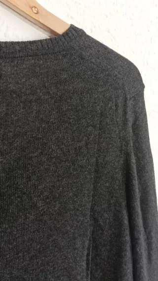 Jersey Zara de pico gris