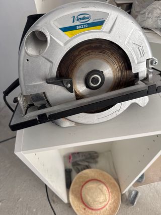 Sierra Circular Virutex SR210 1900W