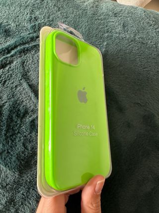 3 custodie iPhone 14 Apple in silicone