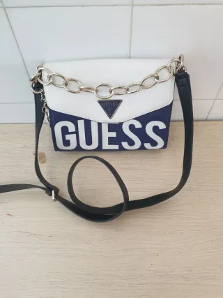 Bolso Guess blanco y azul