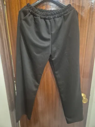 Conjunto Sudadera y Pantalón Negro/Azul