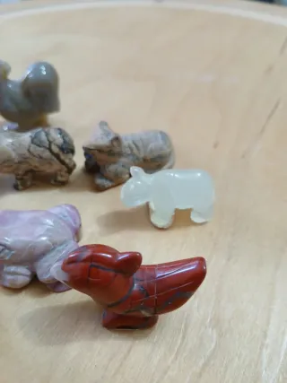 Set 7 animali in pietra dura